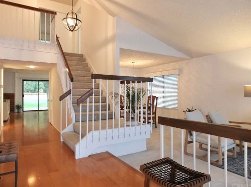 2559 Riles Cir, Anaheim, CA 92806-5610