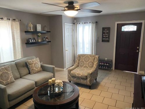 54 Henry St, New Britain, CT 06051-3215