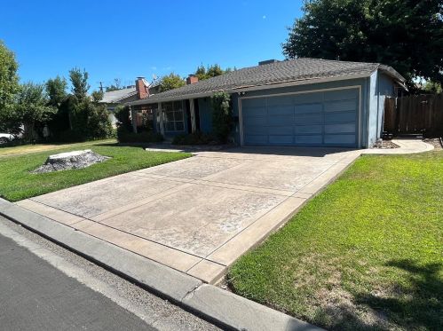 1616 Bronson Ave, Modesto, CA 95350-4113