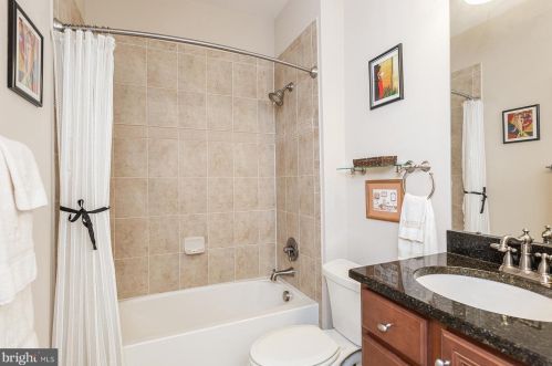 1700 Speedwell Rd, Lancaster PA  17601-4628 exterior