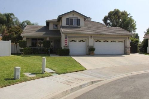 12717 Royal Oak Ct, Yucaipa, CA 92399-6415