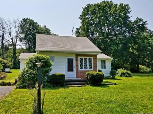 21 Pond Dr, Waterbury, CT 06716-2322