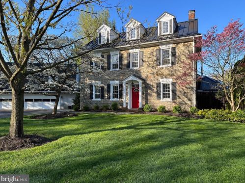 56 Groff Rd, New Schaefferstown, PA 19506-8505