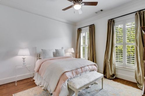 206 Montag Cir, Atlanta GA  30307-5504 exterior
