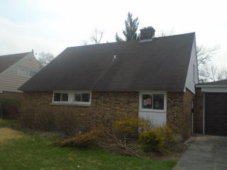 8741 43rd St, Lyons, IL 60534-1010