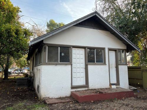 1152 7th St, Chico, CA 95928-5904