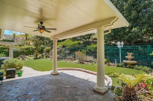 565 Granite Hl St, Simi Valley CA 93065-0614 exterior