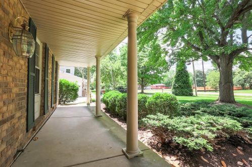 10760 Deerfield Rd, Cincinnati OH  45242-4215 exterior