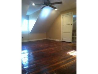 216 13th St, Philadelphia PA  19107-1537 exterior