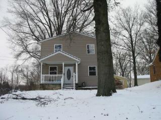 205 24th St, Massillon, OH 44646-7057