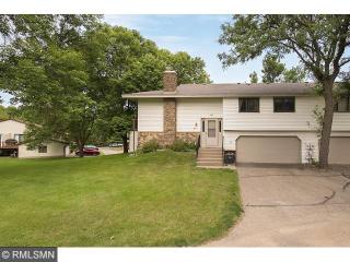 4475 Woodgate Ct, Saint Paul, MN 55122-2421
