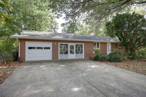 2020 Zuppke Cir, Urbana, IL 61801-6220
