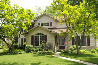 605 Perth Ave, Homewood, IL 60422-1230