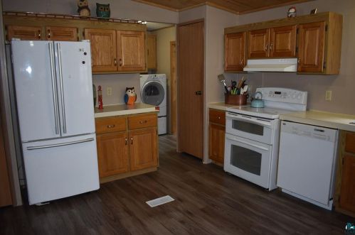 8976 Jenkins Rd, Melrude, MN 55724-8017