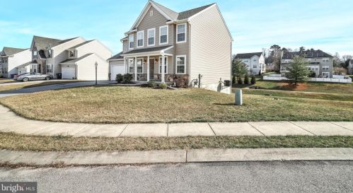 2730 Friends Cir, York, PA 17408-4739