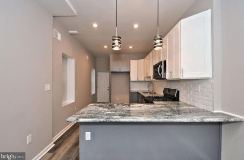 328 61 St, Philadelphia PA 19142-3402 exterior