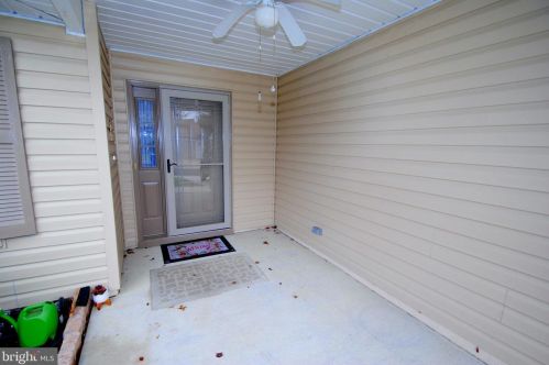 213 Wagon Wheel Ln, Columbus, NJ 08022-1121