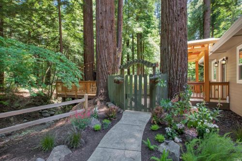 6901 Lucas Valley Rd, Nicasio, CA 94946-9739
