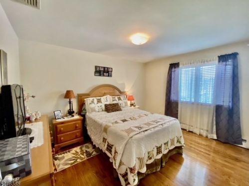 5 Stephen St, Dover NJ  07801-2224 exterior
