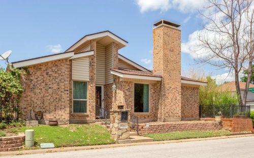 8100 Lea Shore St, Fort Worth TX  76179-3219 exterior