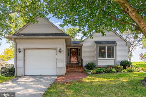 3 Blanche St, Pilesgrove, NJ 08098-1241