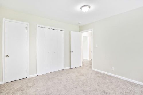 2246 Collins Dr, Atlanta GA  30344-1008 exterior