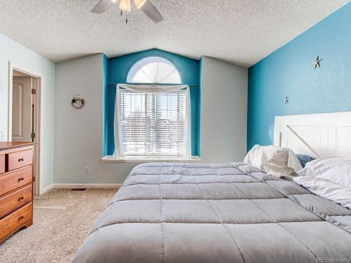 20695 Oxford Pl, Denver CO 80014-5137 exterior