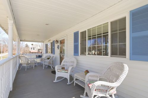 1103 Vail Ave, Arlington Hts, IL 60005-3158