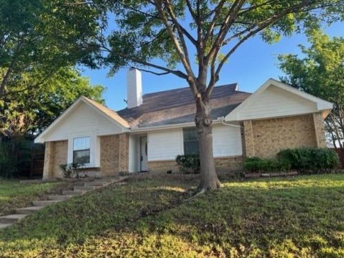 2015 Sancerre Ln, Carrollton TX  75007-2212 exterior