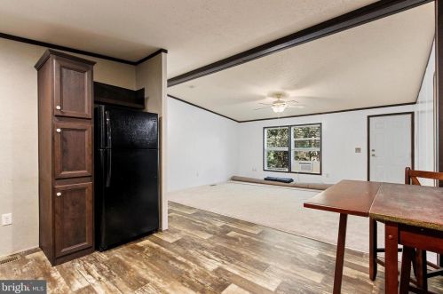 1148 Moulstown Rd, Hanover PA 17331-6853 exterior