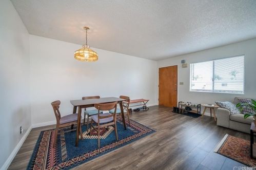 1447 Windsor Rd, Glendale CA  91205-2767 exterior