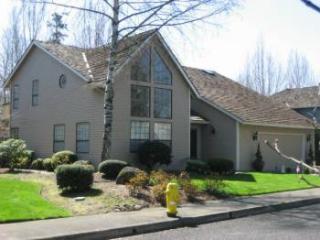 16414 San Rafael Dr, Portland, OR 97230-5657