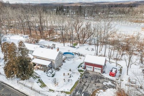 137 Frank Chandler Rd, Fredon, NJ 07860-6915