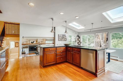 7256 Xanthia St, Englewood, CO 80112-1920