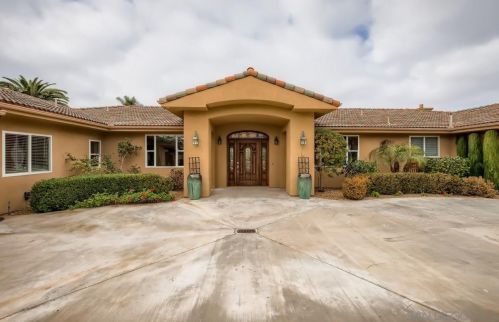 3965 Packard Ln, Carlsbad, CA 92008-3651