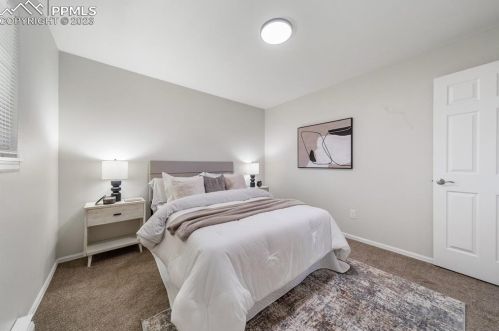 2040 Oakwood Ln, Pueblo CO  81005-2531 exterior