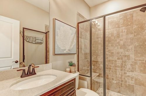 3636 Brookleigh Ln, Atlanta GA  30319-2219 exterior