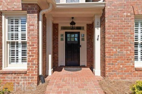 24 Kenmare Hall, Atlanta, GA 30324-2566