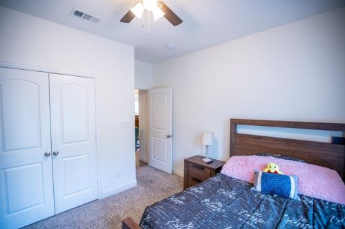 1726 Knob Hl Ct, Cedar Hill TX 75104-1501 exterior