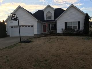 606 Fleming Farms Dr, Murfreesboro, TN 37128-6167