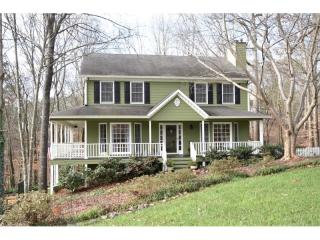 900 Talon Dr, Holly Springs, GA 30114-8966