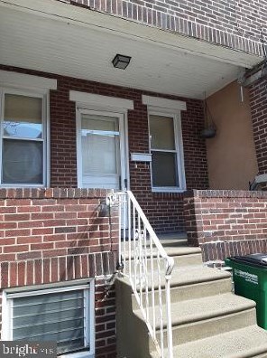 2819 12 St, Philadelphia PA 19133-1228 exterior