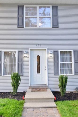 173 Midget Ave, Warwick, RI 02886-9040