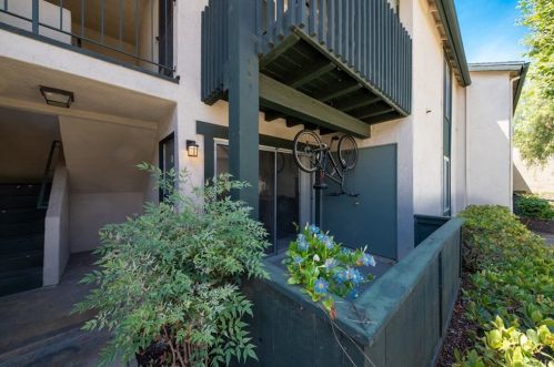 23240 Orange Ave, El Toro, CA 92630-6913
