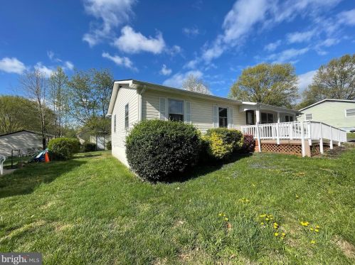 5518 Rudy Ln, Fredericksburg, VA 22407-1226