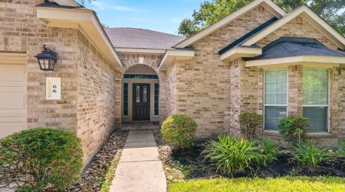 66 Creekmist Pl, Conroe TX  77385-3489 exterior