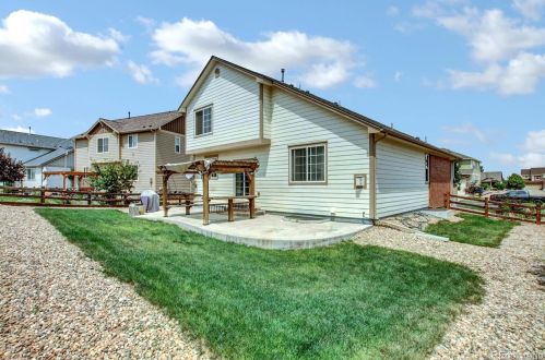 24364 4th Dr, Aurora CO  80018-1593 exterior