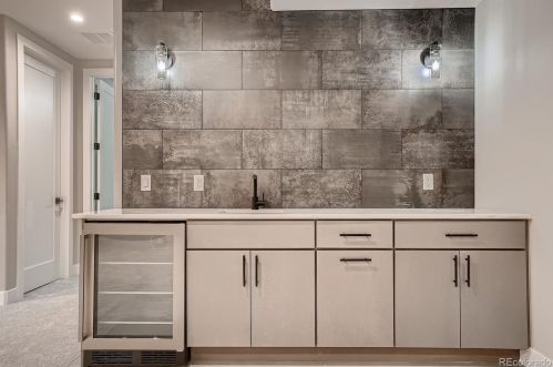 3949 Lipan St, Denver CO 80211-2547 exterior