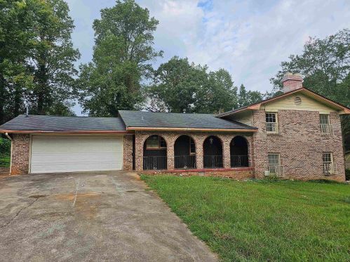3867 Raiders Ridge Dr, Lithonia, GA 30038-3630