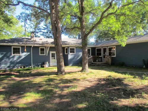 7221 Barrows Ave, Brainerd, MN 56401-4994